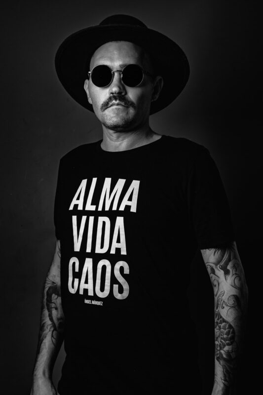 Autorretrato 2025 Negativo Foto-21-Editar copia Autorretrato 2025 Negativo Foto-21-Editar copia